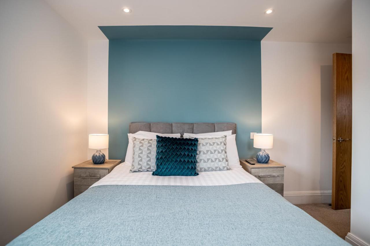 Elegant Fresh Spacious Two Bed Apartment - Juliet Balcony - Sea, Marina, Harbour Views, English Riviera Clock Tower Torquay Exterior foto
